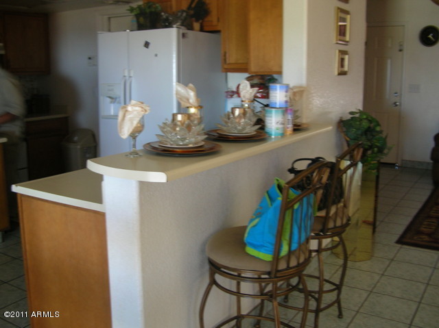170 South Picacho Heights Road Eloy, AZ 85131 - Photo 2 of 23 Breakfast Bar