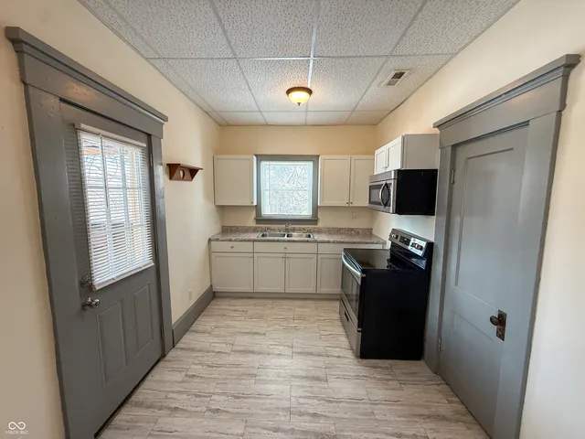 $1,025 | 640 East Seminary Street, Greencastle, IN 46135