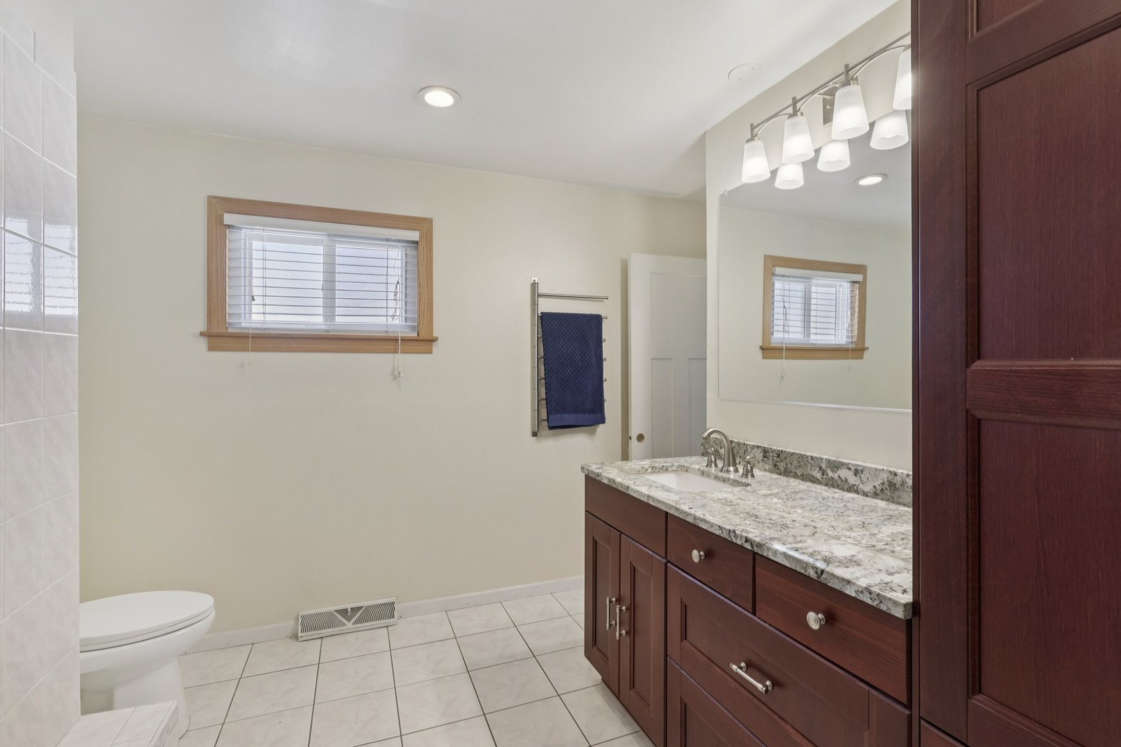 14545 Kostner Avenue Midlothian, IL 60445 - Photo 12 of 36