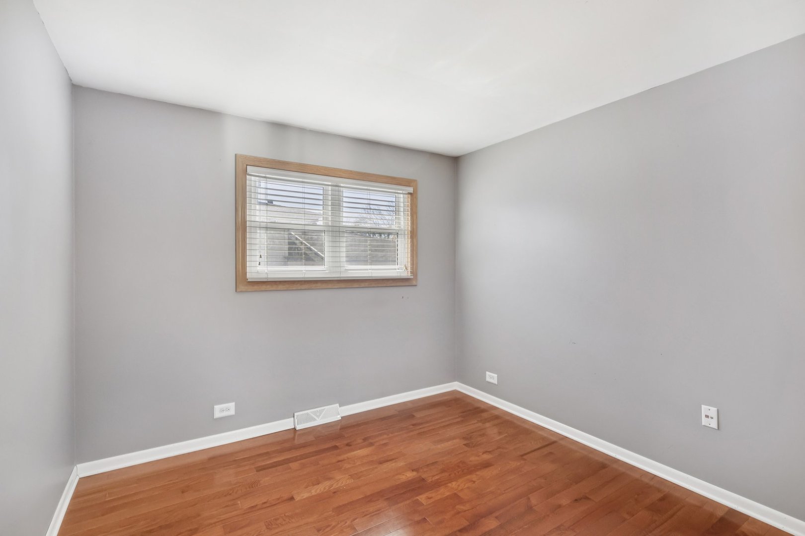 14545 Kostner Avenue Midlothian, IL 60445 - Photo 19 of 36