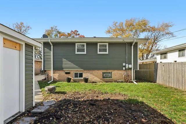 $365,000 | 14545 Kostner Avenue, Midlothian, IL 60445