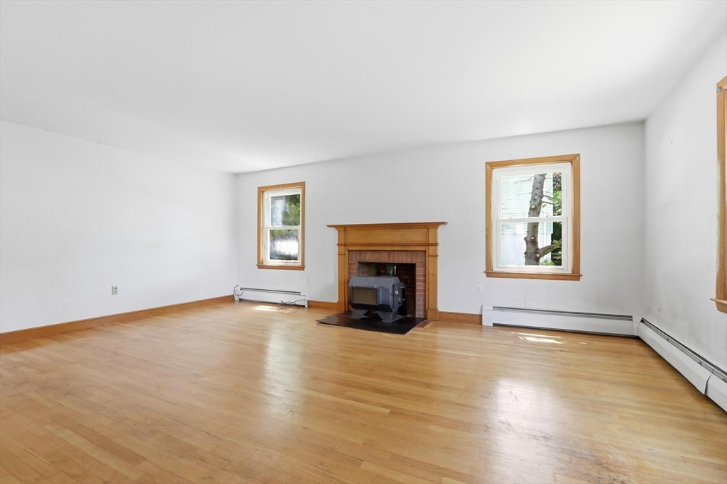 9 Cannon Road Woburn, MA 01801 - Photo 3 of 42
