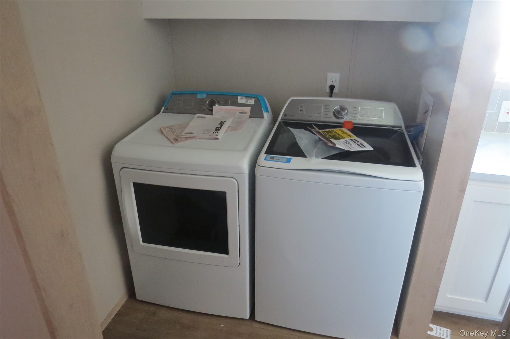 723 Beekman Road, Unit 48 Hopewell Junction, NY 12533 - Photo 10 of 14 a utility room with dryer and washer