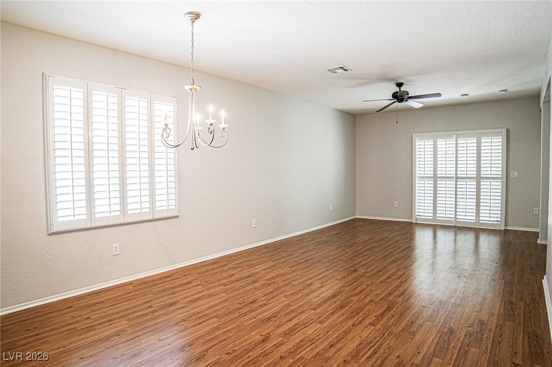 2352 Apparition Street Henderson, NV 89044 - Photo 6 of 29 Living room