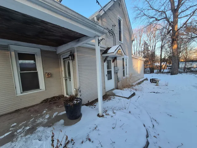 $115,000 | 1014 22nd Street, Rockford, IL 61108