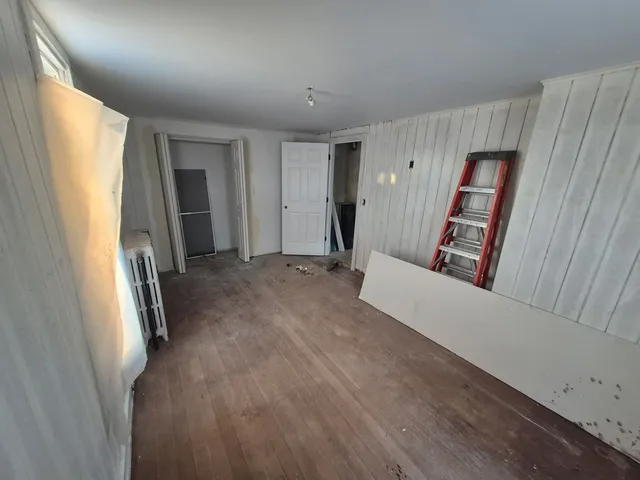 $115,000 | 1014 22nd Street, Rockford, IL 61108