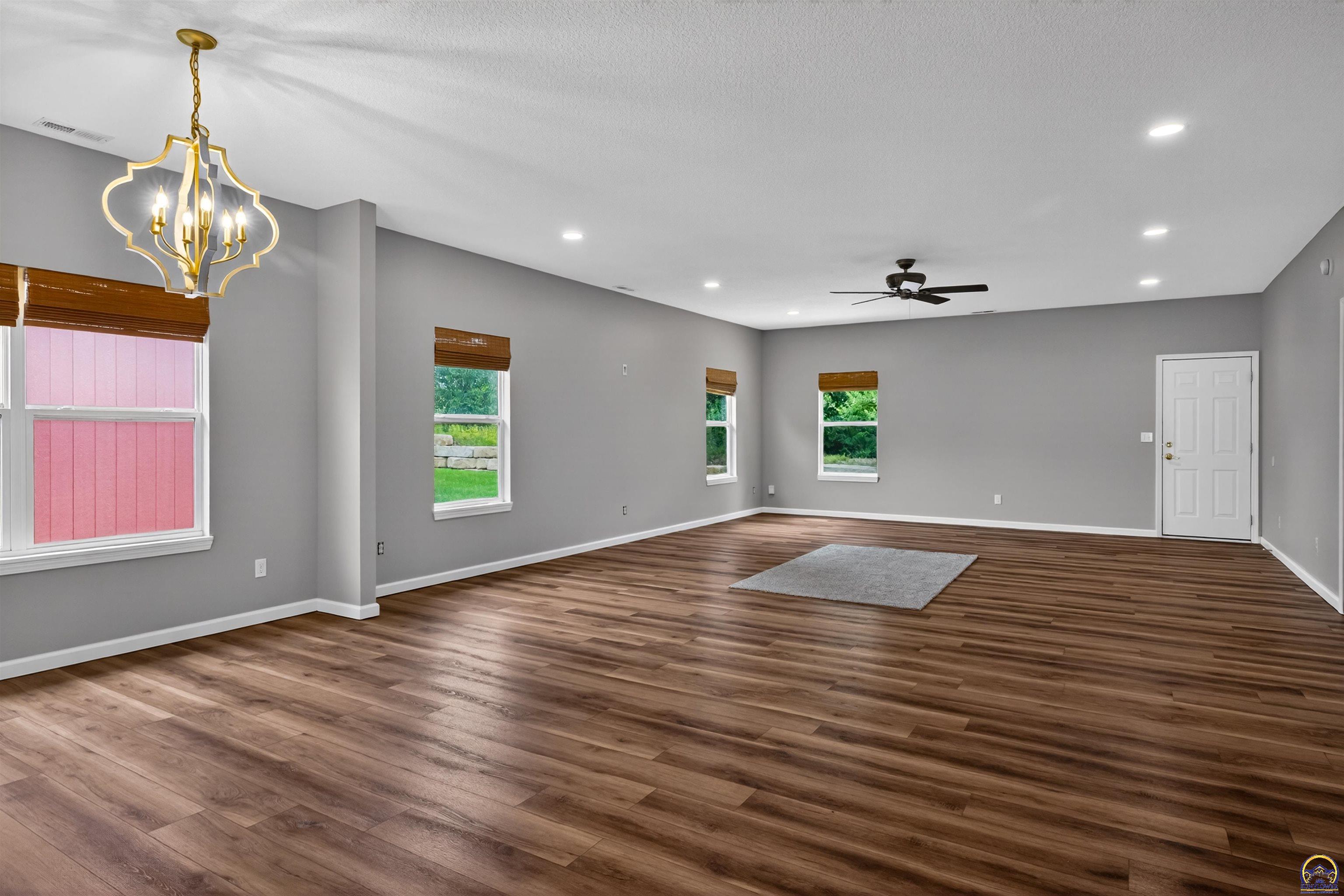 4204 Southwest Shenandoah Road Topeka, KS 66610 - Photo 13 of 24