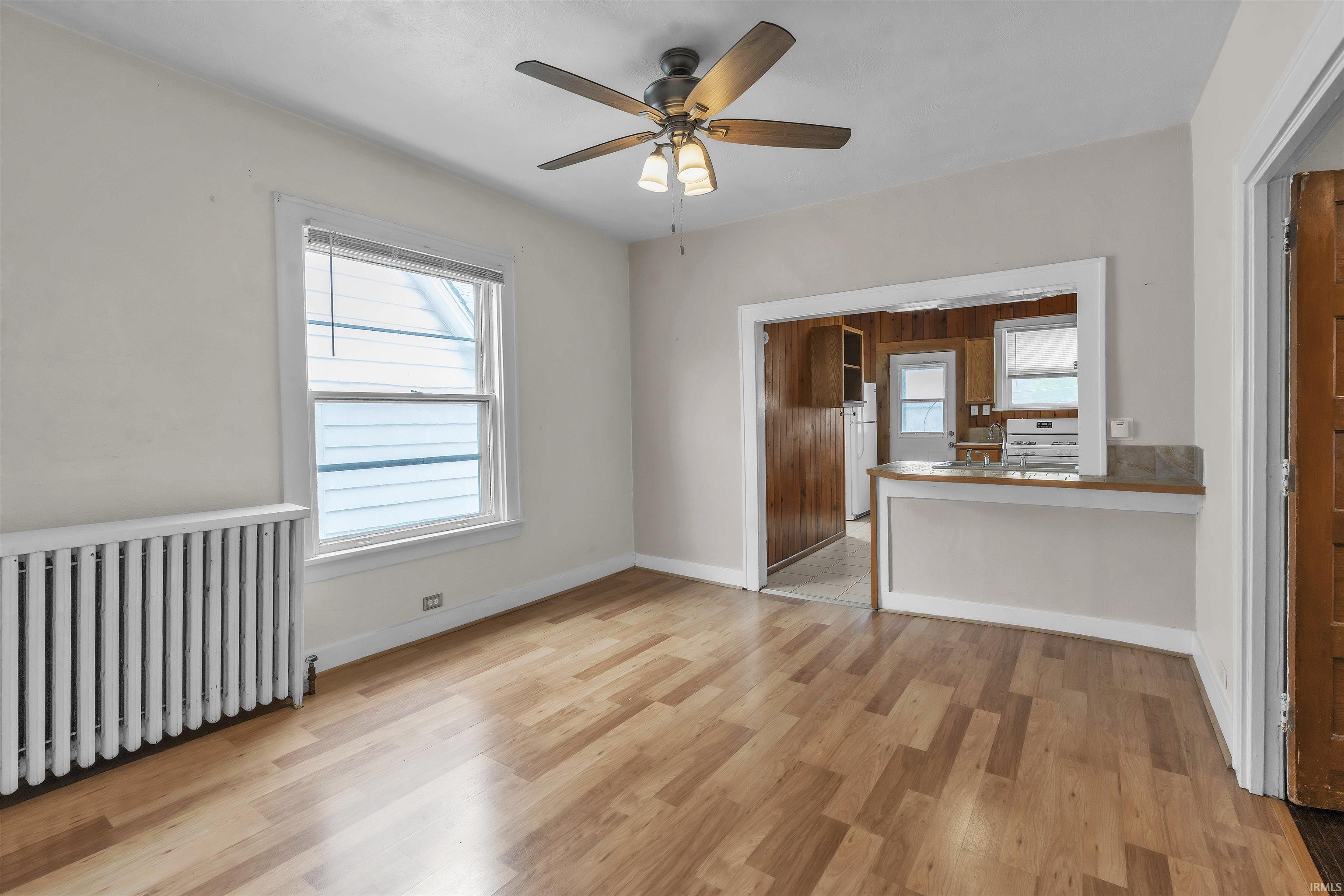 1305 Sinclair Street Fort Wayne, IN 46808 - Photo 3 of 24