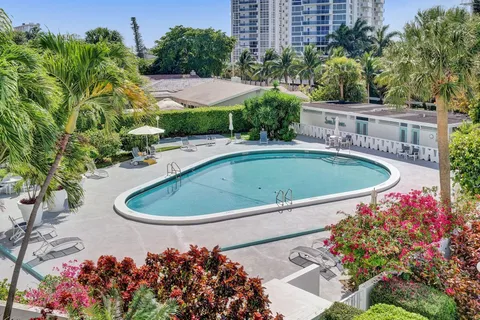 $365,000 | 2840 North Ocean Boulevard, Unit 407, Fort Lauderdale, FL 33308
