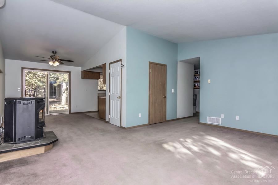 54965 Tamarack Road Bend, OR 97707 - Photo 9 of 25 Additional Photo