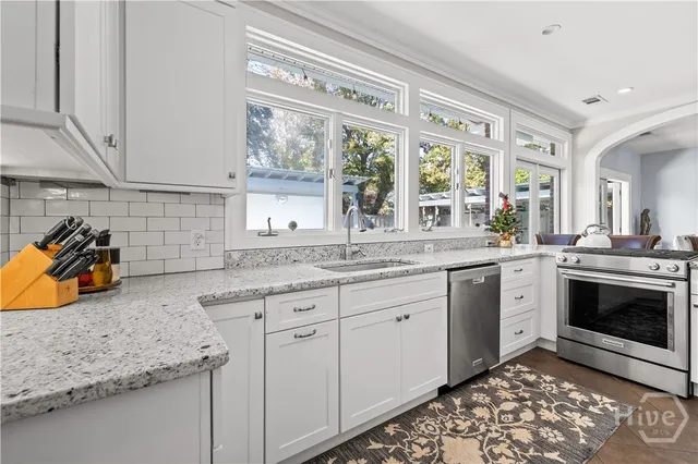 $825,000 | 409 East 54th Street, Savannah, GA 31405