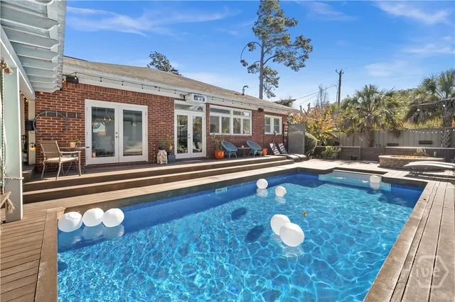 $825,000 | 409 East 54th Street, Savannah, GA 31405