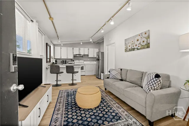 $825,000 | 409 East 54th Street, Savannah, GA 31405