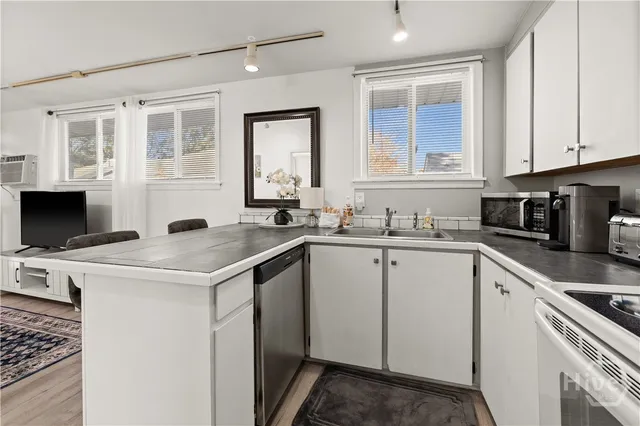 $825,000 | 409 East 54th Street, Savannah, GA 31405