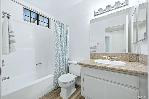 $475,000 | 1774 Shady Oaks Court, Azusa, CA 91702