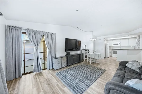 $475,000 | 1774 Shady Oaks Court, Azusa, CA 91702