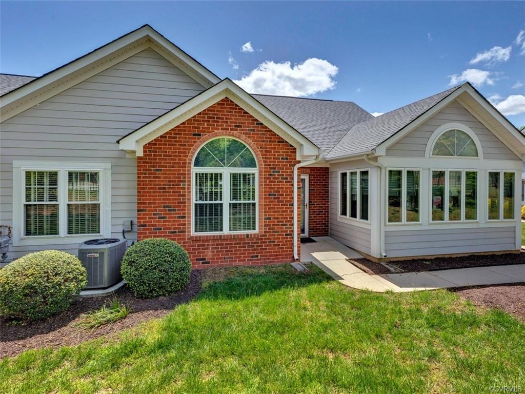 3206 Stone Manor Circle, Unit 2C, Chester, VA 23831 Compass