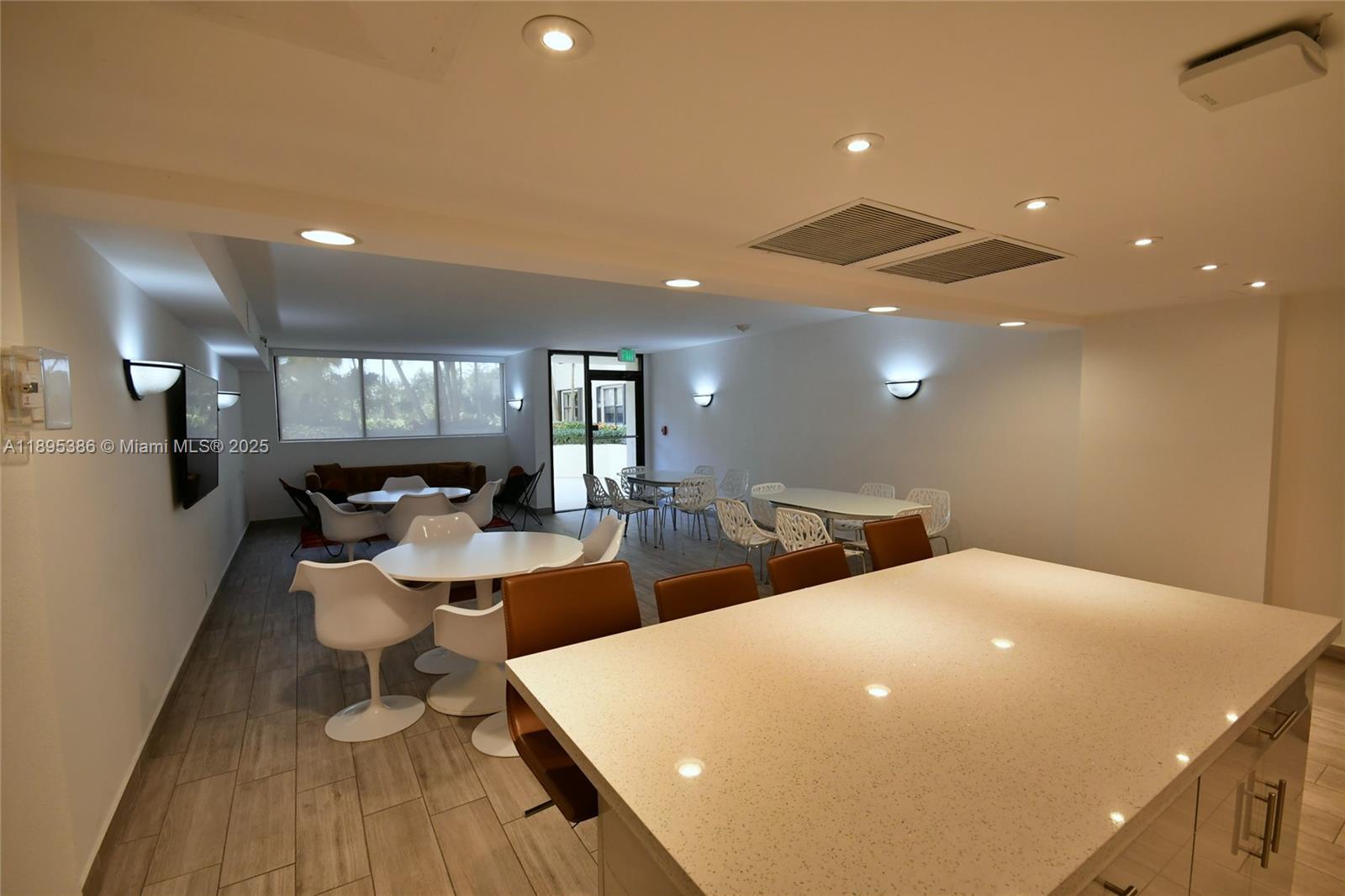 170 Ocean Ln Drive, Unit 311 Key Biscayne, FL 33149 - Photo 23 of 32