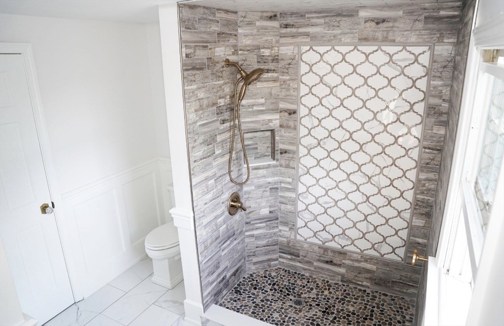 241 New Bedford Road Rochester, MA 02770 - Photo 23 of 25
