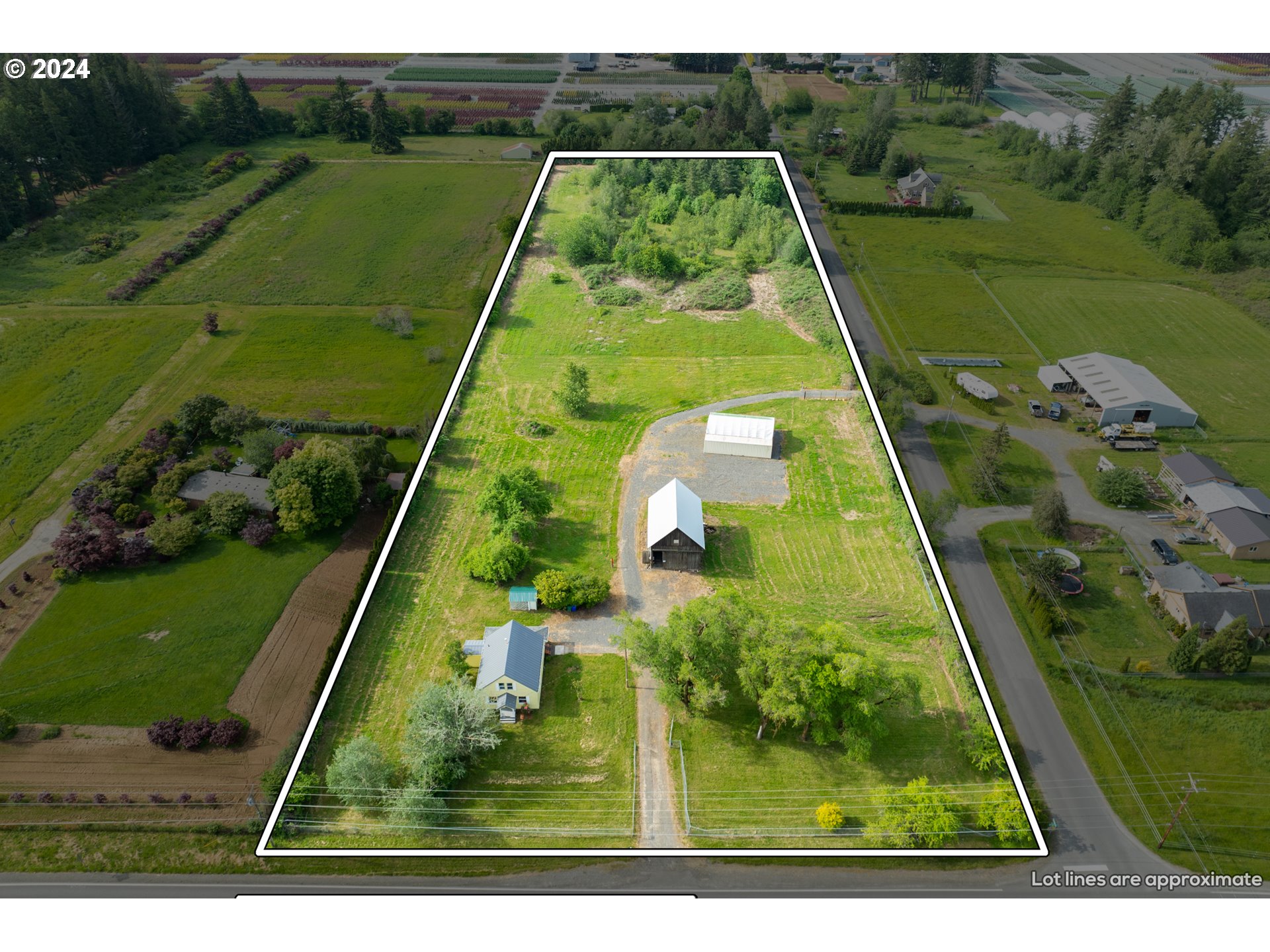 31262 Southeast Kelso Road Boring, OR 97009 - Photo 4 of 48 a view of yard