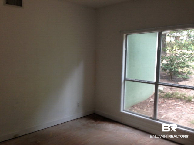 422 Ridgecrest Court Mobile, AL 36609 - Photo 14 of 19