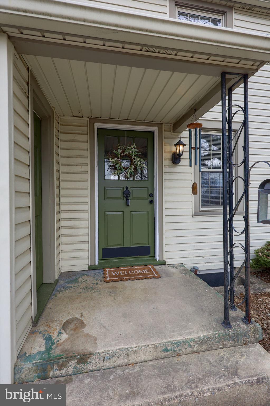 1297 Graystone Road Manheim, PA 17545 - Photo 2 of 29 a view of a garage
