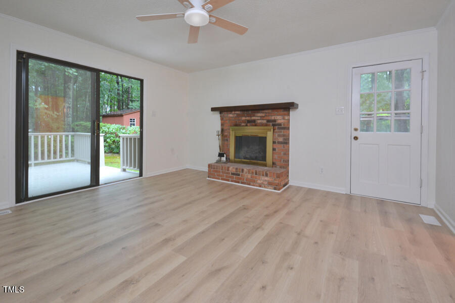 5825 Scalybark Road Durham, NC 27712 - Photo 9 of 44 DSC_2785