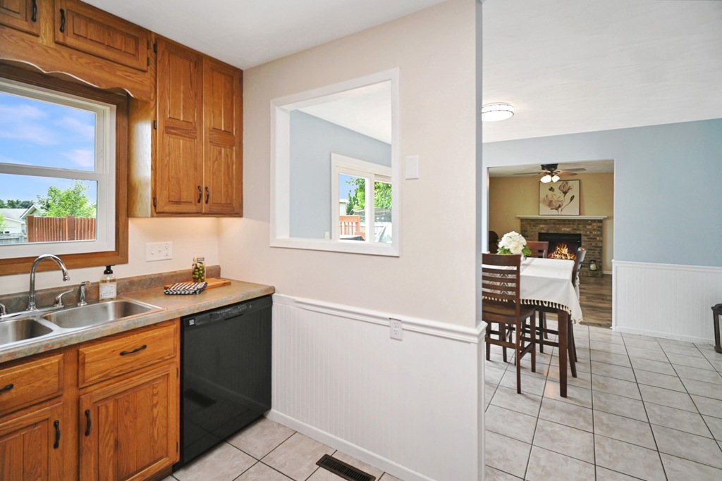 501 Carriage Hills Road Normal, IL 61761 - Photo 14 of 77