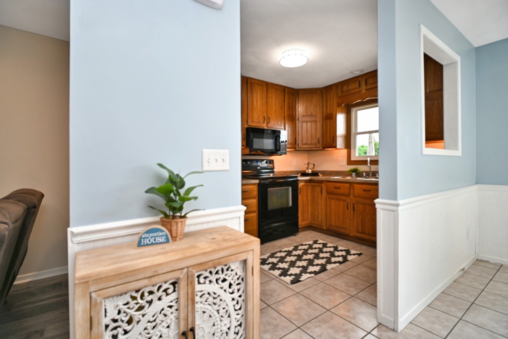 501 Carriage Hills Road Normal, IL 61761 - Photo 6 of 77