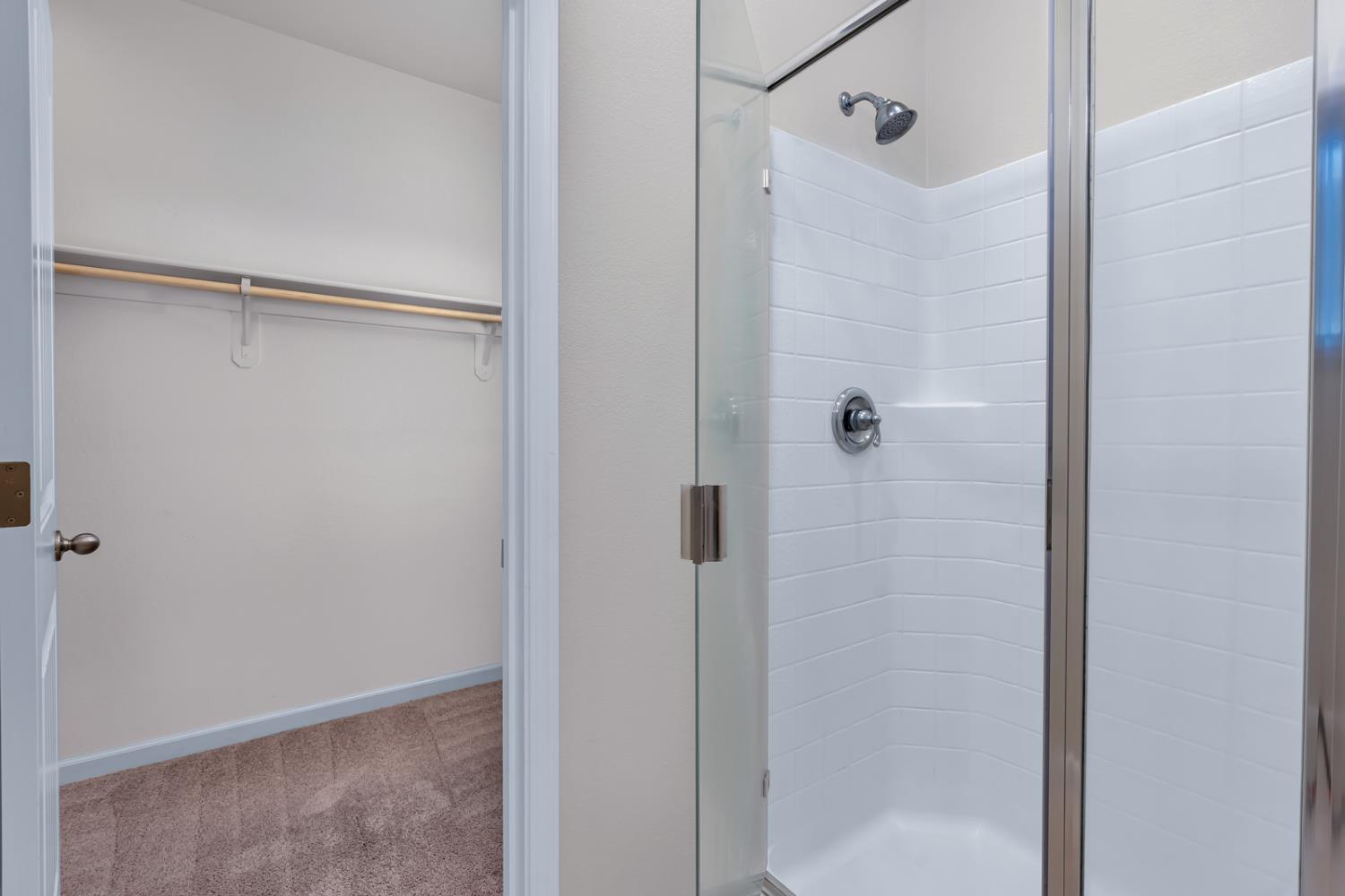 1476 Dynes Street Merced, CA 95348 - Photo 22 of 39 primary shower and closet