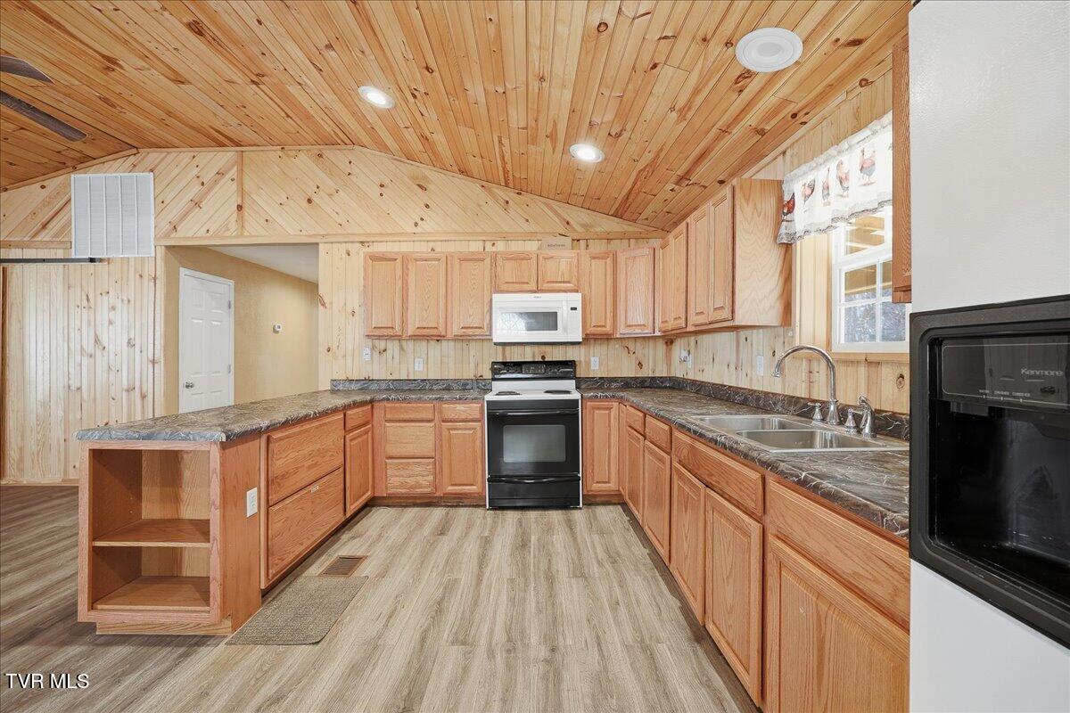 313 Rogers Road Rogersville, TN 37857 - Photo 13 of 37 18-313 Rogers Rd-5