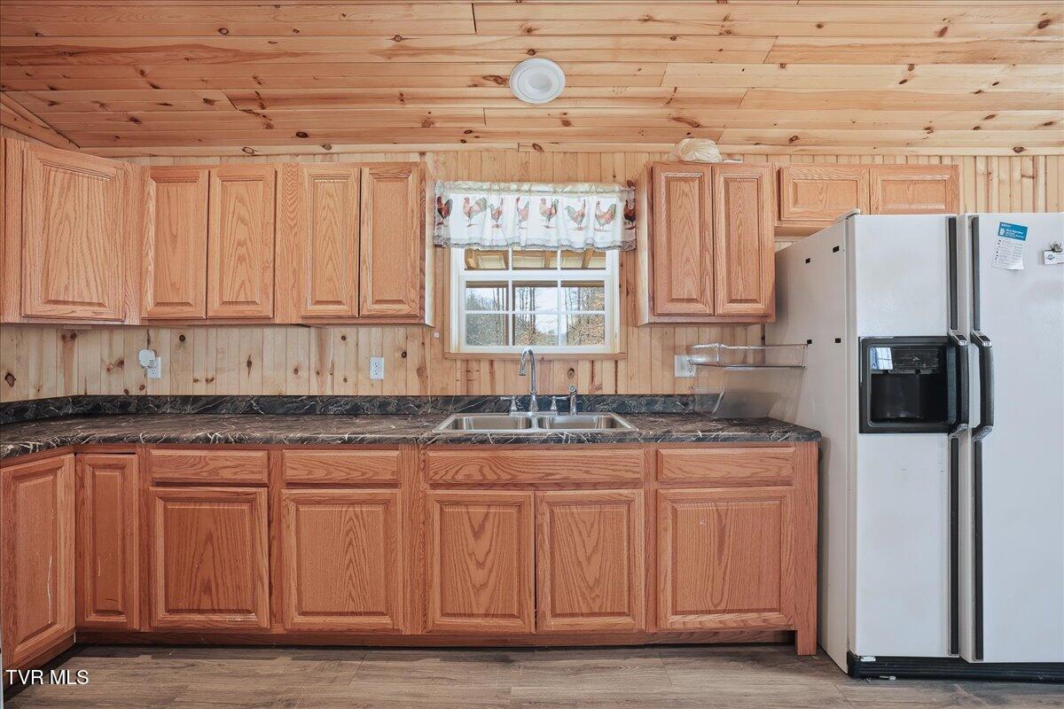 313 Rogers Road Rogersville, TN 37857 - Photo 14 of 37 19-313 Rogers Rd-6