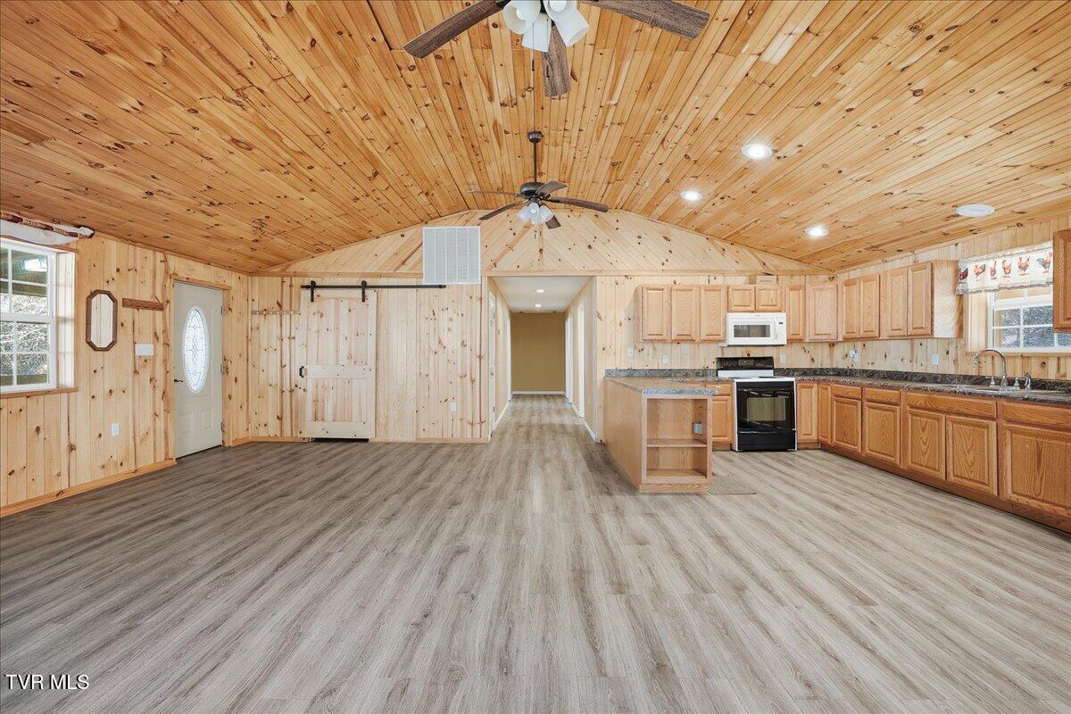 313 Rogers Road Rogersville, TN 37857 - Photo 17 of 36 23-313 Rogers Rd-10