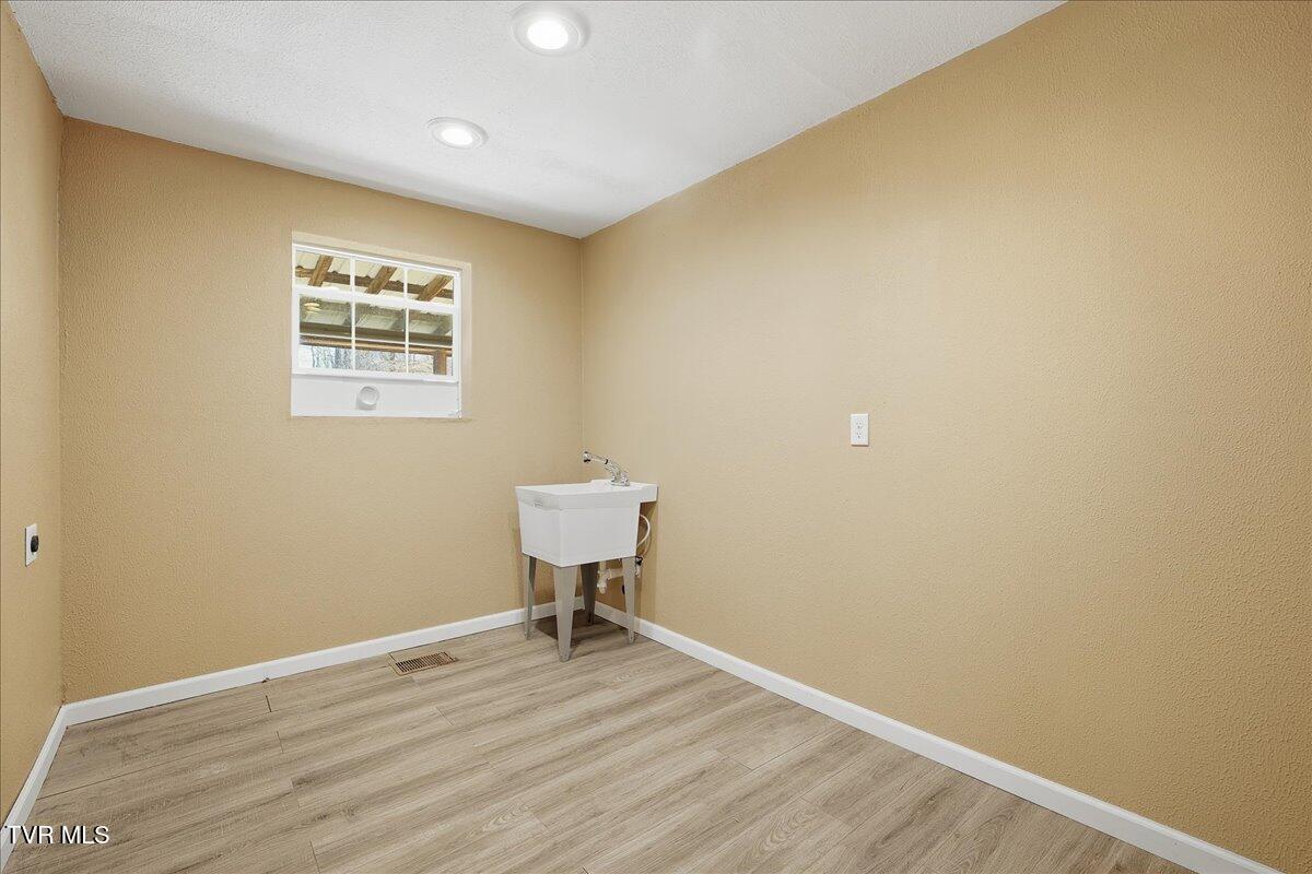 313 Rogers Road Rogersville, TN 37857 - Photo 19 of 36 25-313 Rogers Rd-12