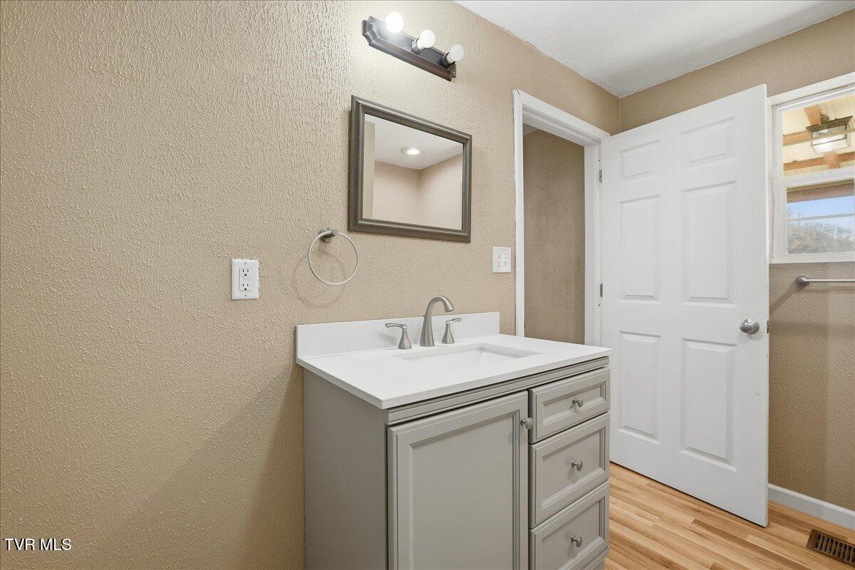 313 Rogers Road Rogersville, TN 37857 - Photo 26 of 37 31-313 Rogers Rd-18