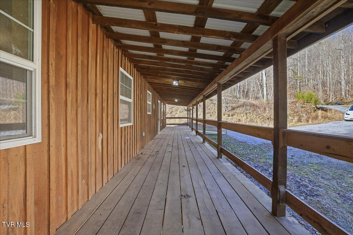 313 Rogers Road Rogersville, TN 37857 - Photo 6 of 36 12-313 Rogers Rd-22