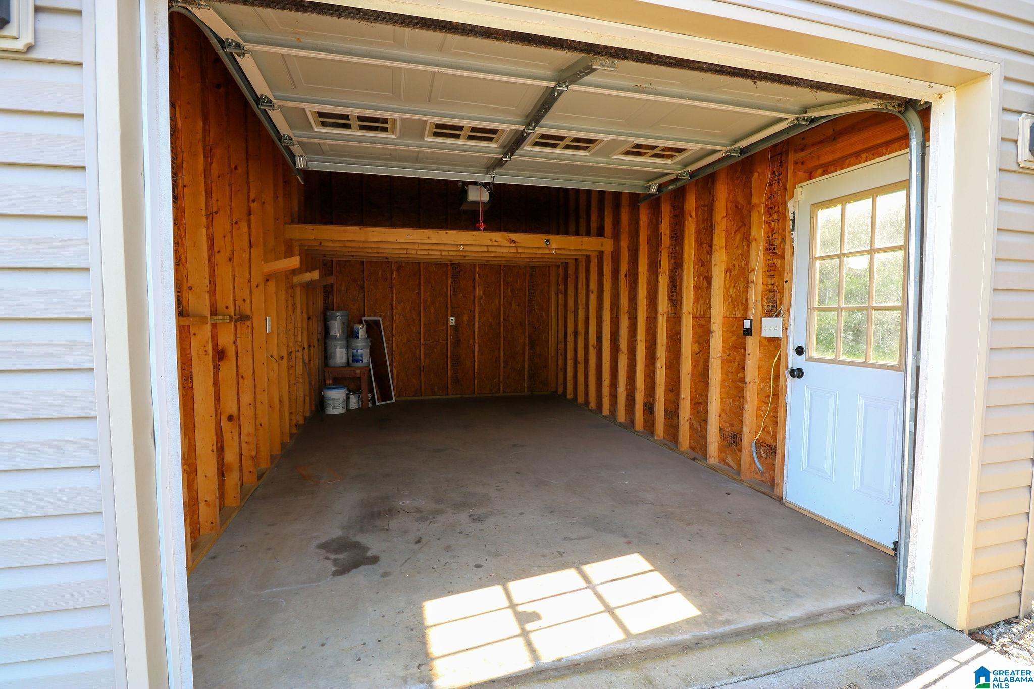 121 Martin Street Anniston, AL 36206 - Photo 33 of 36