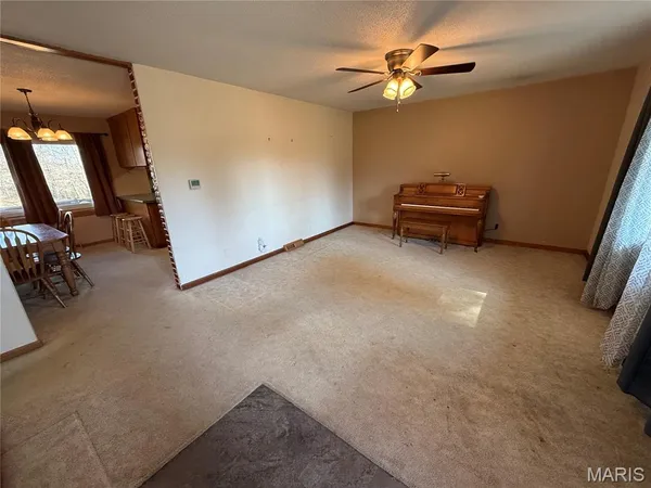 $240,000 | 8162 Hwy Mm, Hannibal, MO 63401