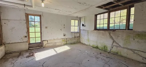 $459,900 | 4555 Elwood Road, Taylor, NY 13040