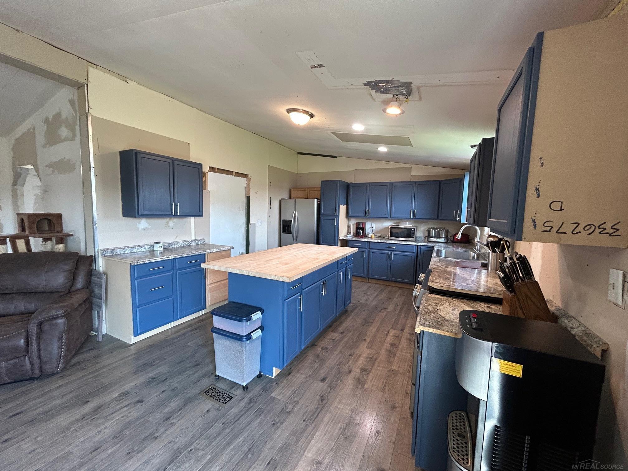 5100 Walker Road Applegate, MI 48401 - Photo 9 of 41