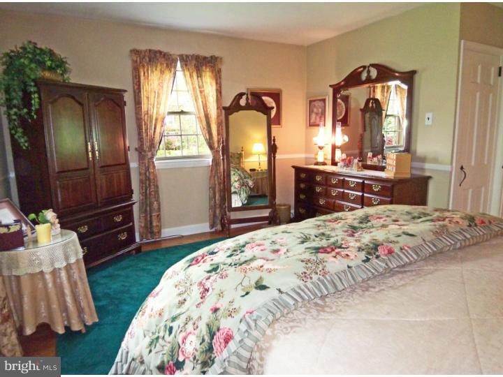 725 Spring Avenue Fort Washington, PA 19034 - Photo 13 of 24 Bedroom - Main