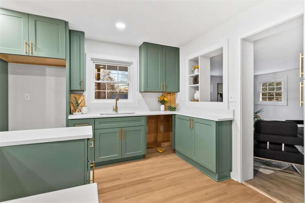 1891 Valley Ridge Drive Southwest Atlanta, GA 30331 - Photo 17 of 45