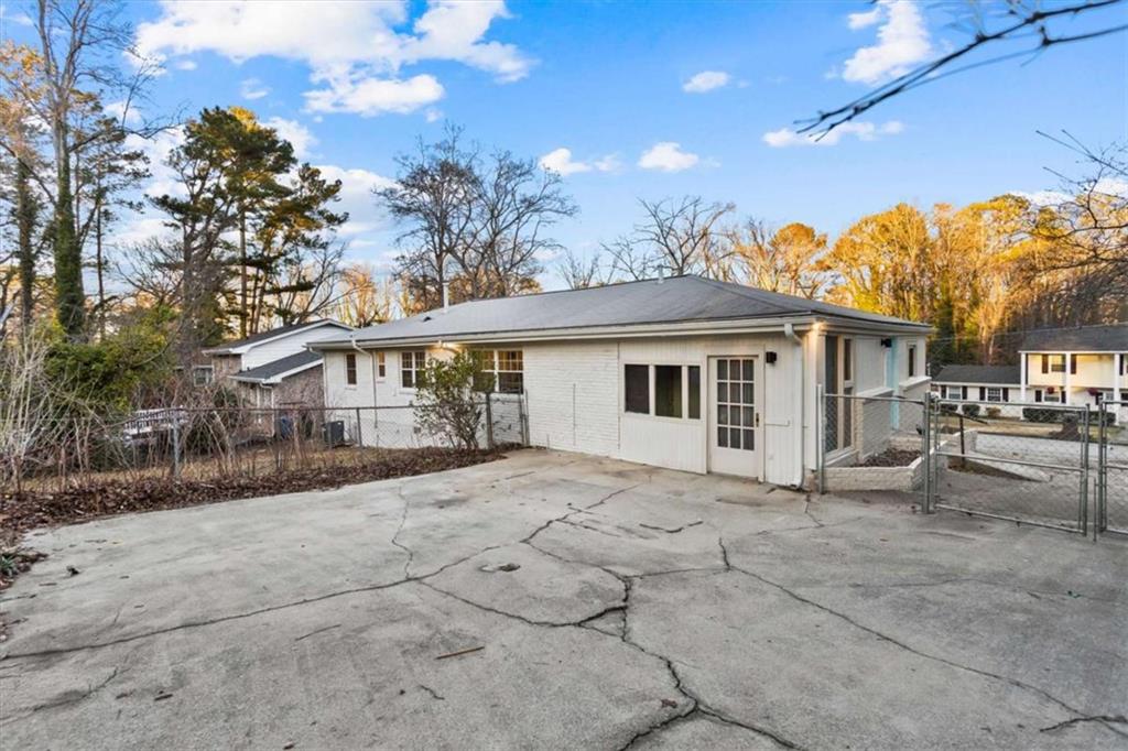 1891 Valley Ridge Drive Southwest Atlanta, GA 30331 - Photo 42 of 45