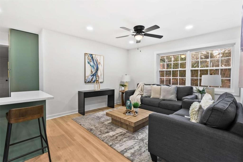 1891 Valley Ridge Drive Southwest Atlanta, GA 30331 - Photo 9 of 45