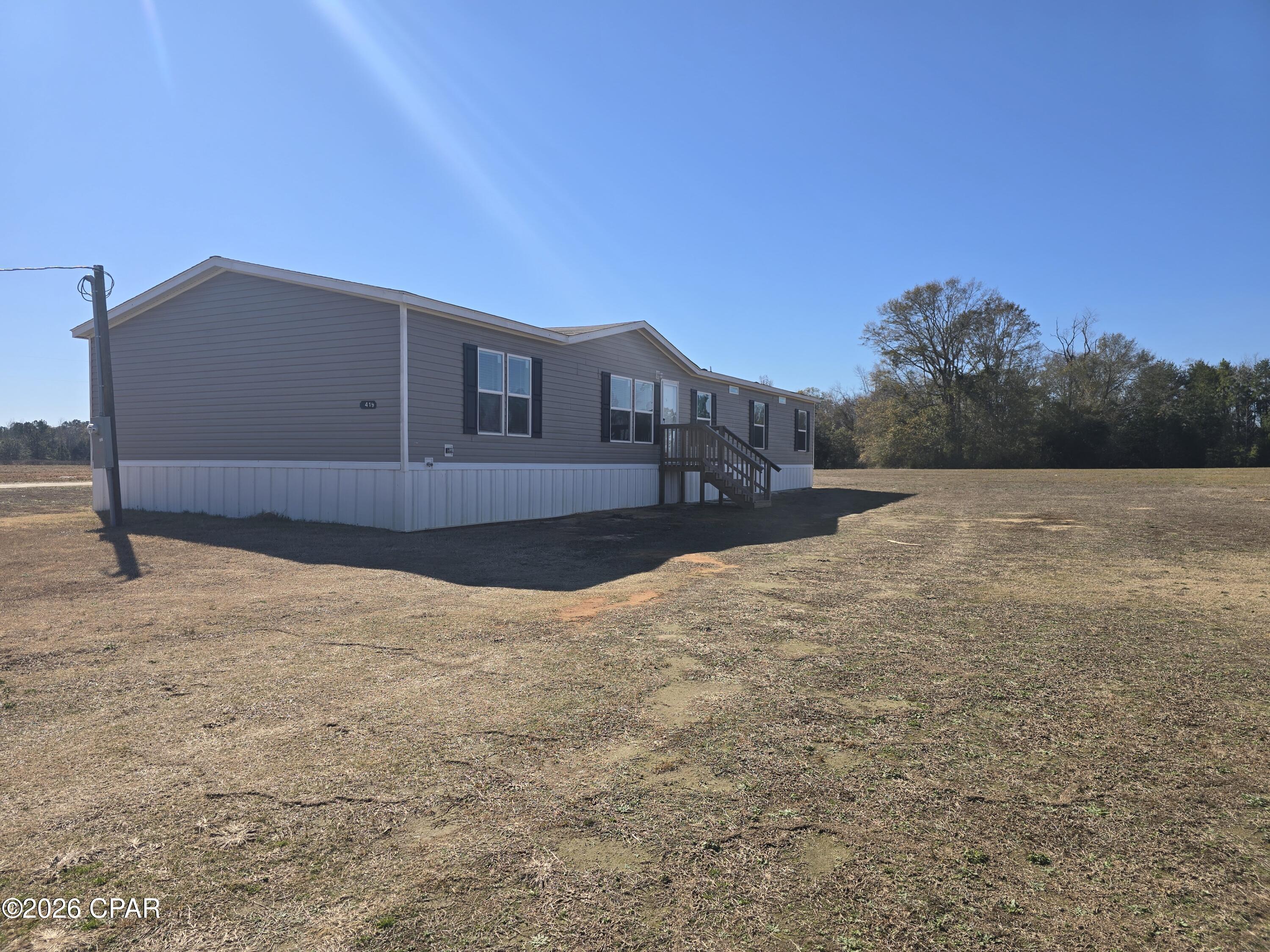 4419 Russ Road Cottondale, FL 32431 - Photo 2 of 32