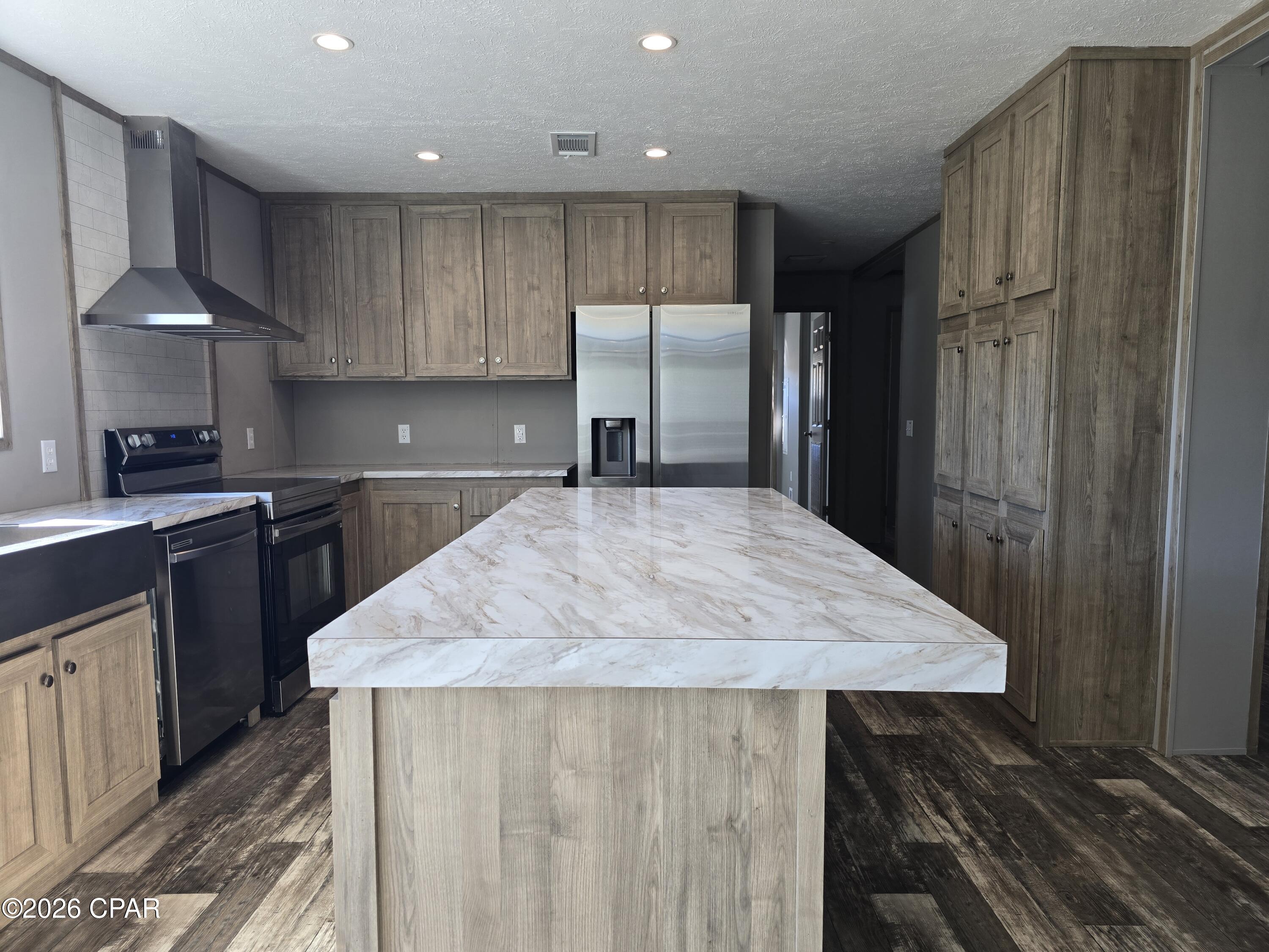 4419 Russ Road Cottondale, FL 32431 - Photo 10 of 32