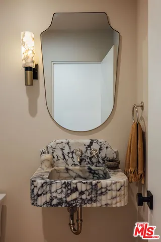 $2,295,000 | 1560 South Calle Palo Fierro, Palm Springs, CA 92264