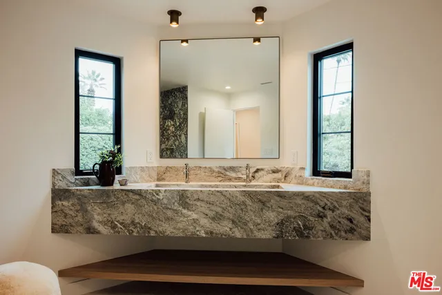 $2,295,000 | 1560 South Calle Palo Fierro, Palm Springs, CA 92264