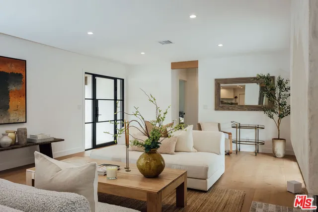 $2,295,000 | 1560 South Calle Palo Fierro, Palm Springs, CA 92264