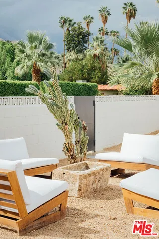 $2,295,000 | 1560 South Calle Palo Fierro, Palm Springs, CA 92264